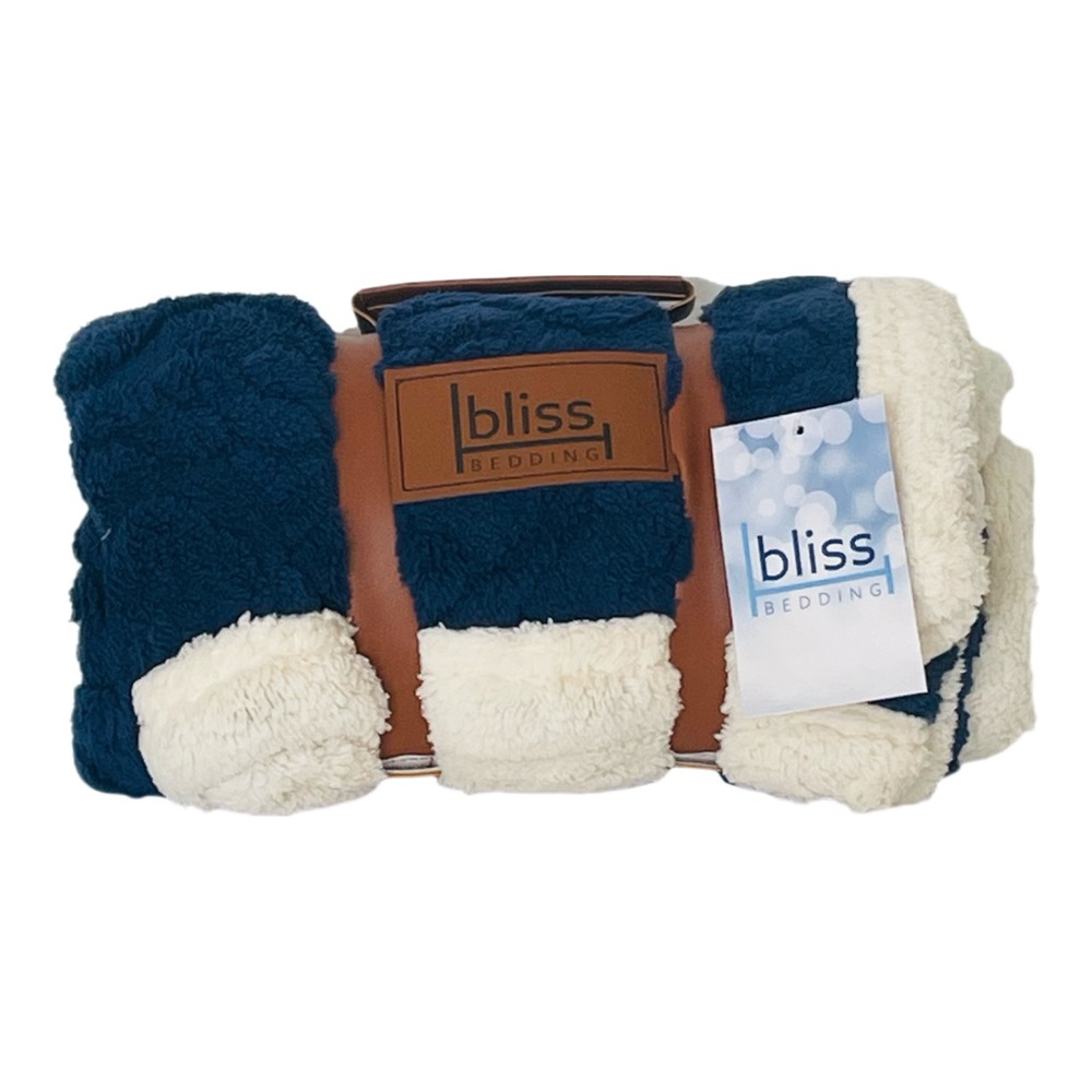 Bliss Bedding Navy Blue Cable Knit Sherpa Throw Blanket 60x50” Packable NWT